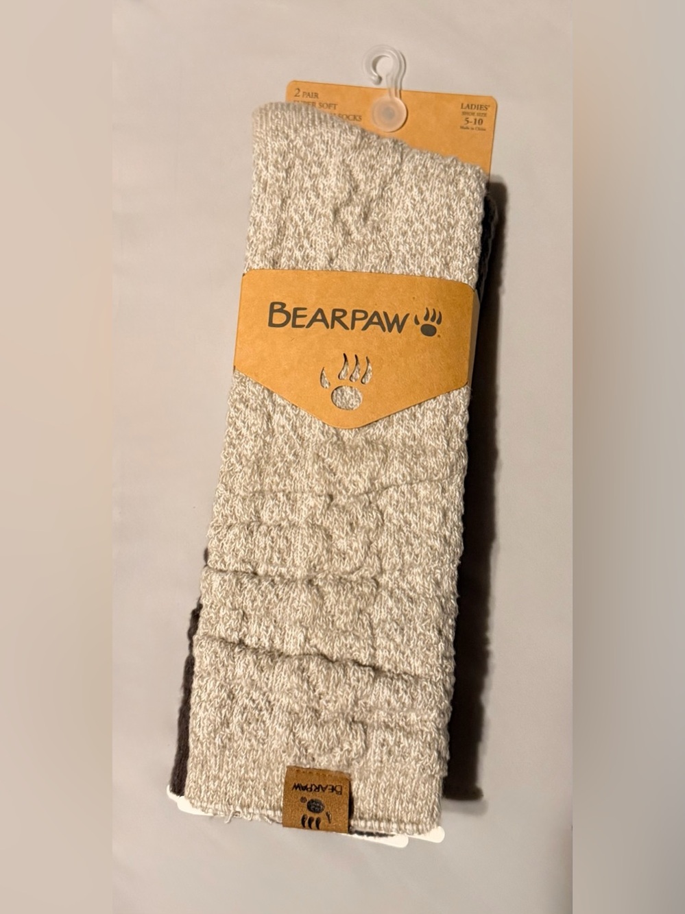 ✨NWT✨2 Pack Bearpaw Women’s Cozy Cable-Knit Socks